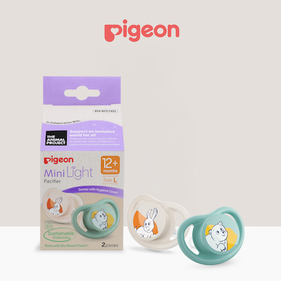 Pigeon MiniLight Pacifier (12+ Months, Sustainable Collection) – Large-sized pacifier with an ergonomic design and eco-friendly materials. Features a rabbit and bear motif for baby comfort.